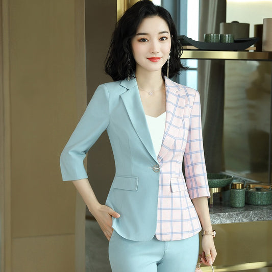 Fashionable two-piece business suit with British style