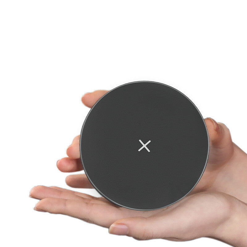 The New Ultra-Thin Round Wireless Charger 15W Fast Charge Wireless Charger Fast Charge