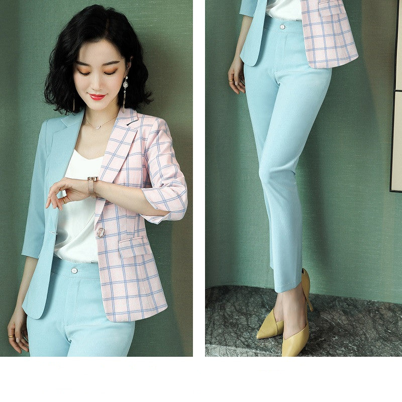 Fashionable two-piece business suit with British style