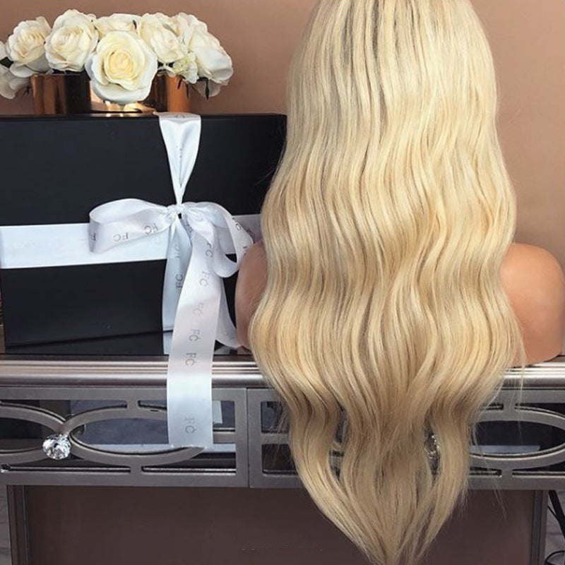 Chemical fiber long roll light golden hair wig