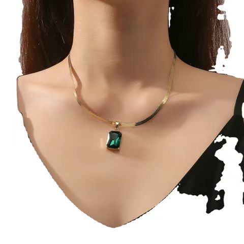 European And American High-grade Gem Pendant Clavicle Chain