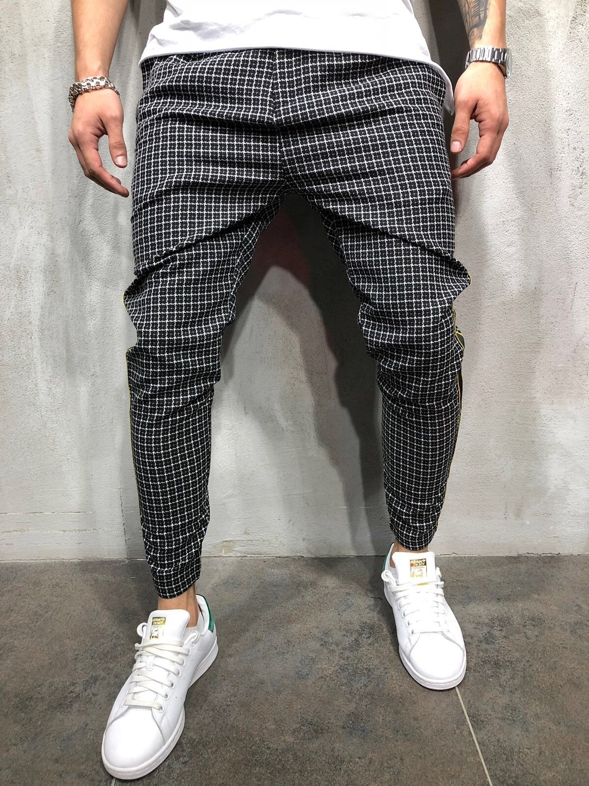 Men's Slim-fitting Cool Casual Sports Striped Side Ribbon Trousers