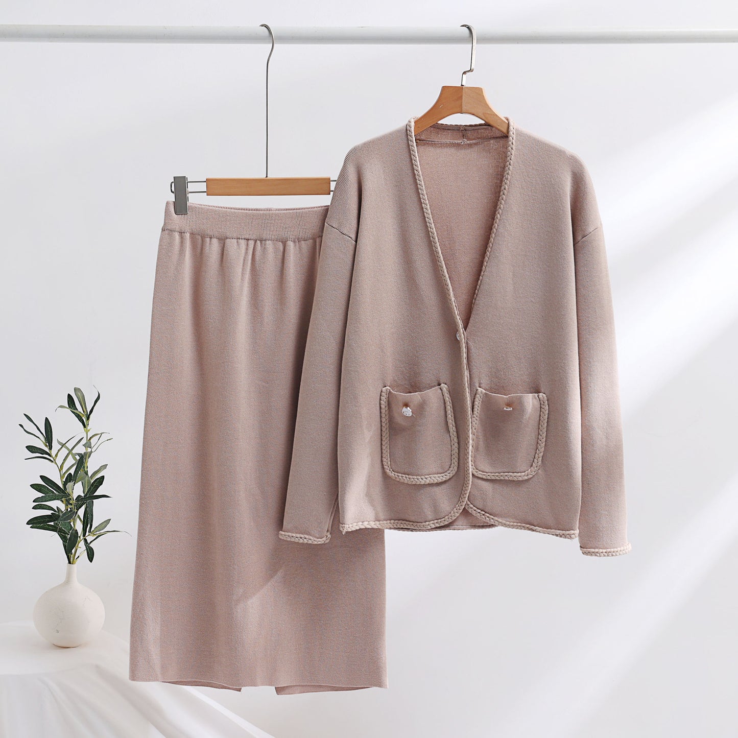 Two-piece Loose Casual Skirt Suit