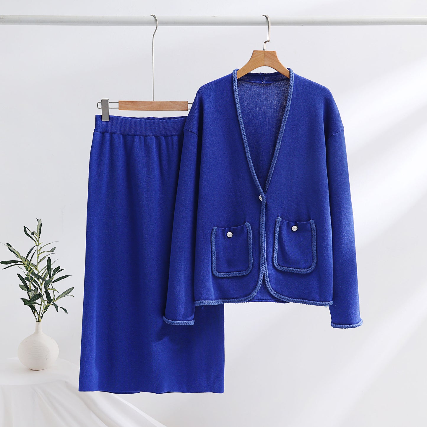 Two-piece Loose Casual Skirt Suit