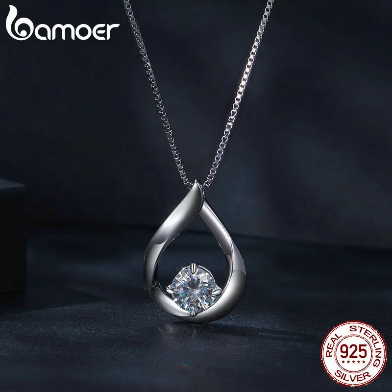 Bamoer 1CT Moissanite Waterdrop Necklace Lab Diamond 925 Sterling Silver Chain Necklace for Women Wedding Valentine's Day Gift