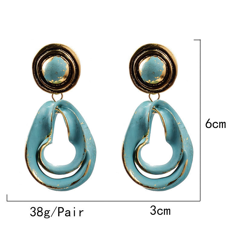 Women's Fashionable Retro Elegant Oil-coated Earrings