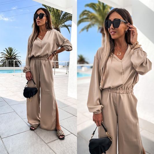 Summer New Style V-neck Long-sleeved Leisure Sports Suit Two-piece Suit